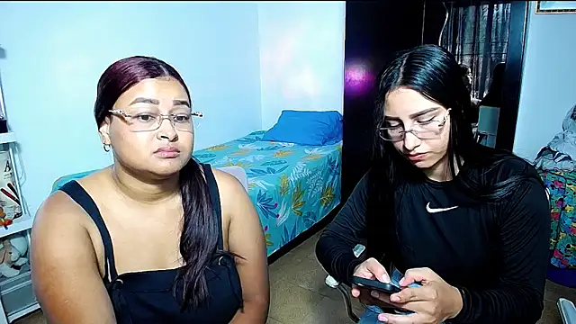 Snapshot of violeta_rous chatting on February 4, 3:40 pm violeta rous online show from February 4, 3:40 pm