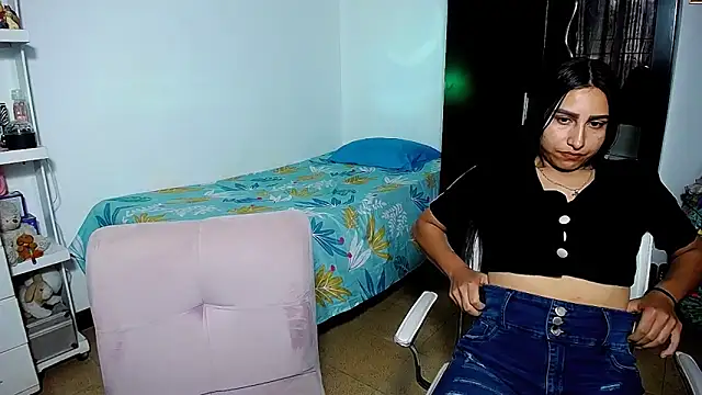 Snapshot of violeta_rous chatting on February 7, 3:16 pm violeta rous online show from February 7, 3:16 pm