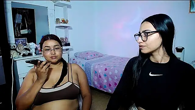 Snapshot of violeta_rous chatting on February 10, 3:16 pm violeta rous online show from February 10, 3:16 pm