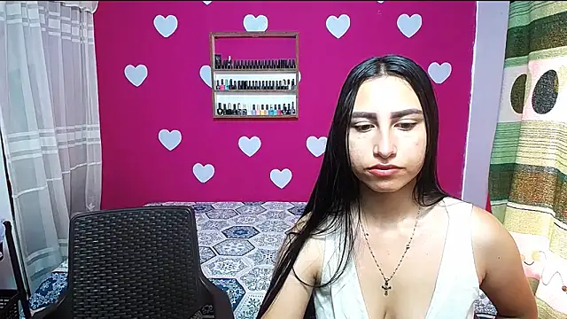 Snapshot of violeta_rous chatting on February 25, 3:32 pm violeta rous online show from February 25, 3:32 pm