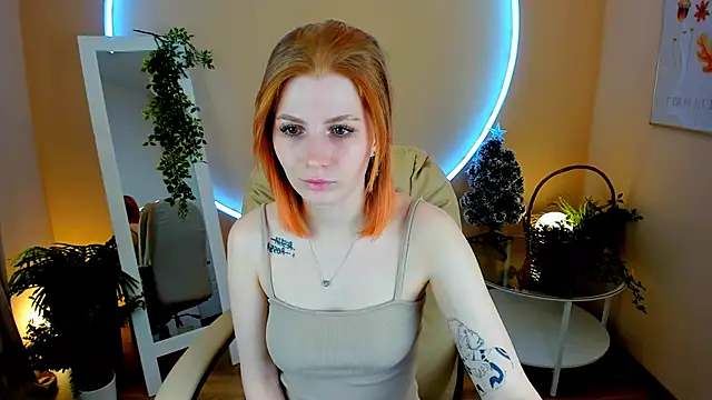 Snapshot of Mira__Blush chatting on January 8, 1:41 pm Mira Blush online show from January 8, 1:41 pm