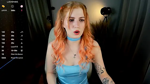 Snapshot of Mira__Blush chatting on February 15, 11:47 pm Mira Blush online show from February 15, 11:47 pm