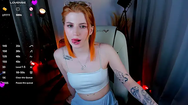 Snapshot of Mira__Blush chatting on March 7, 2:57 am Mira Blush online show from March 7, 2:57 am