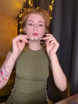 Snapshot of Mira__Blush chatting on March 7, 5:38 pm Mira Blush online show from March 7, 5:38 pm