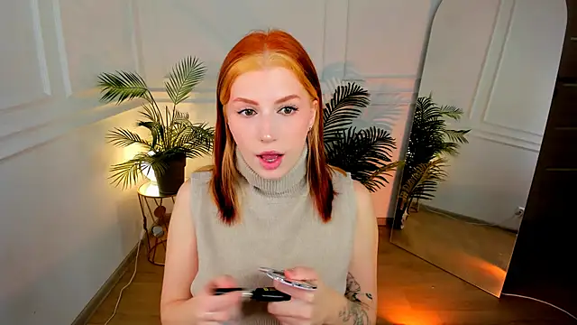 Snapshot of Mira__Blush chatting on November 15, 8:49 pm Mira Blush online show from November 15, 8:49 pm