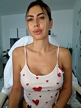 Snapshot of Flower_Pow3r chatting on September 24, 5:11 am Flower Pow3r online show from September 24, 5:11 am