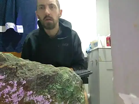 Bi curious86 online show from February 15, 9:11 pm