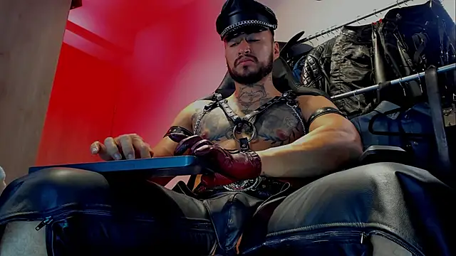 billyMayer  online show from January 17, 11:06 am