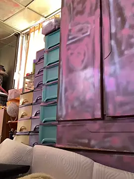 JesuAdam online show from April 8, 5:07 am