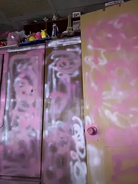 JesuAdam online show from April 11, 7:51 pm