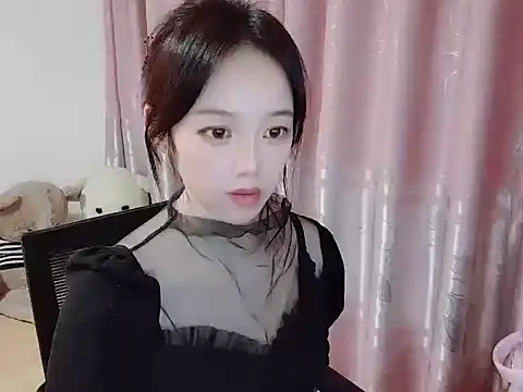 Snapshot of wwcc123 chatting on November 6, 2:18 pm wwcc123 online show from November 6, 2:18 pm