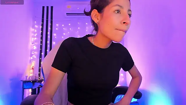 Gorgeous Team online show from February 17, 6:25 pm