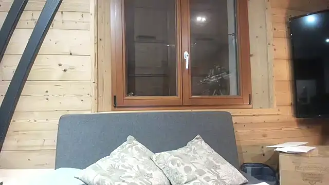 Snapshot of Madame_Callie chatting on May 11, 8:39 pm Madame Callie online show from May 11, 8:39 pm
