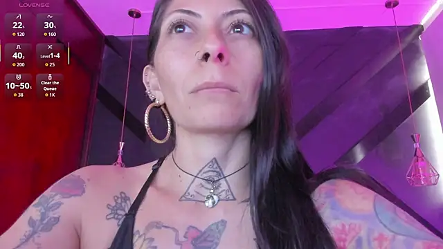 Snapshot of dark_gotica chatting on November 21, 7:23 pm dark gotica online show from November 21, 7:23 pm