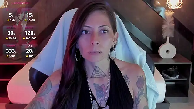 dark gotica online show from July 1, 7:13 pm