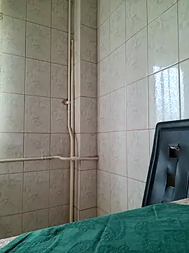 Snapshot of AriannaMilf chatting on March 15, 8:48 am AriannaMilf online show from March 15, 8:48 am