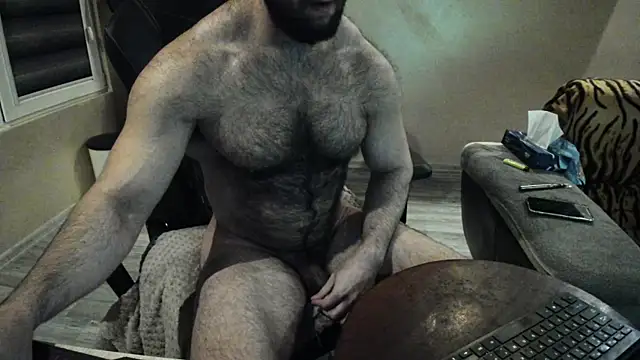 Snapshot of Hugealphabeast chatting on December 25, 3:17 pm Hugealphabeast online show from December 25, 3:17 pm