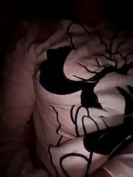 Snapshot of bruna_safadinhaa chatting on October 31, 11:39 pm bruna safadinhaa online show from October 31, 11:39 pm