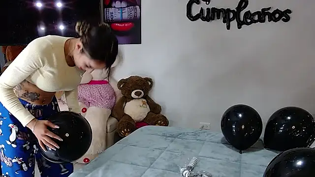 Niky 777 online show from November 14, 8:51 pm