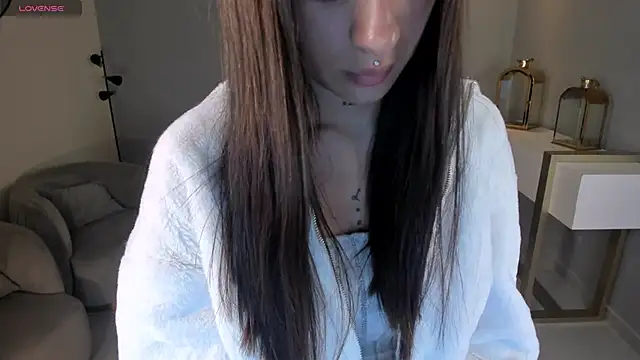 AlessiaCorleone  online show from February 26, 11:37 pm