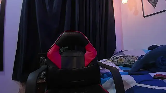 Juan Castano online show from December 12, 4:59 am