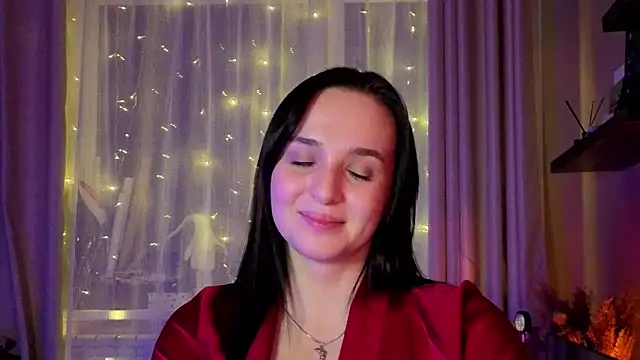 MeIisaLove online show from February 3, 7:19 pm