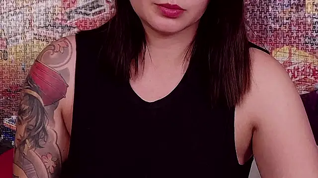 Snapshot of MeIisaLove chatting on May 31, 7:59 pm MeIisaLove online show from May 31, 7:59 pm