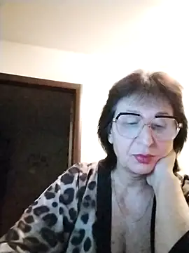 AlbinaXPretty online show from November 11, 7:47 pm