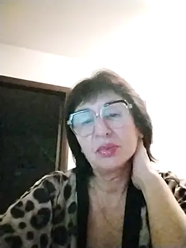 AlbinaXPretty online show from December 3, 5:55 pm