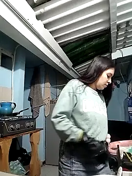 Snapshot of Luciana_and_Neitan chatting on March 9, 12:42 am Luciana and Neitan online show from March 9, 12:42 am