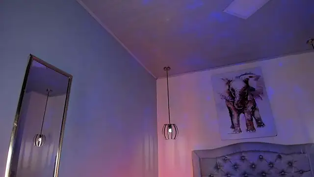 Snapshot of ayshel__ chatting on February 18, 7:10 pm ayshel online show from February 18, 7:10 pm