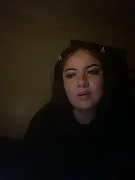 Snapshot of xocrybaby chatting on October 20, 7:53 am xocrybaby online show from October 20, 7:53 am