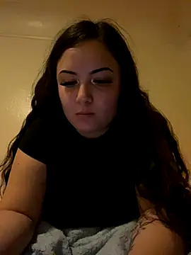 Snapshot of xocrybaby chatting on November 17, 3:23 am xocrybaby online show from November 17, 3:23 am