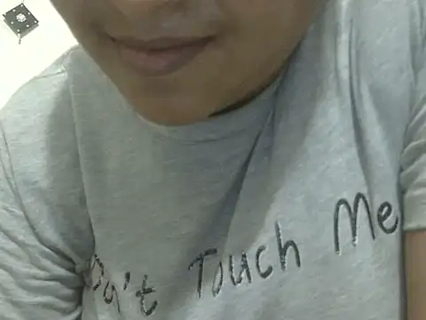 shekira99 online show from April 17, 1:36 pm