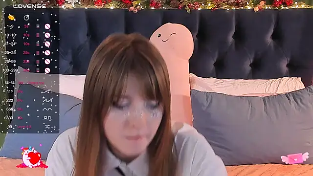 AliceLanley online show from January 17, 3:22 pm