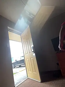 Stressreliever82 online show from March 31, 7:14 pm