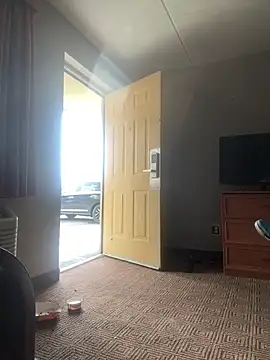 Stressreliever82 online show from April 2, 9:01 pm