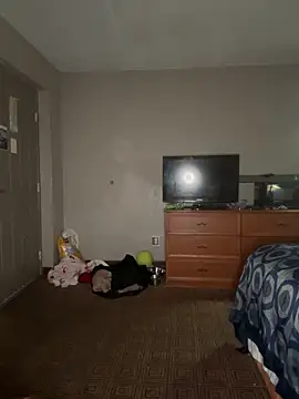 Stressreliever82 online show from April 21, 10:01 pm