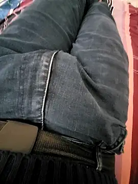 Snapshot of klsvn91 chatting on December 18, 10:54 am klsvn91 online show from December 18, 10:54 am