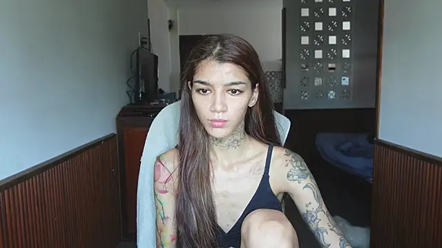 vinkitinkii online show from April 3, 6:22 am