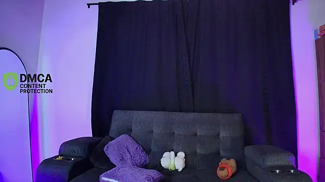 Snapshot of yungelitamor_ chatting on May 28, 5:27 am yungelitamor online show from May 28, 5:27 am