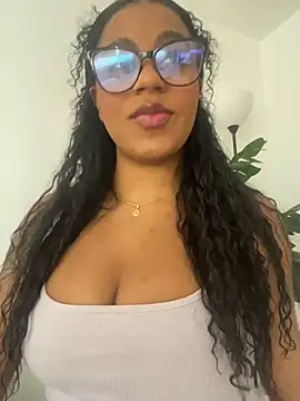 charlotteeruss online show from February 22, 5:55 pm