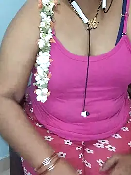 Snapshot of yours-kavaya chatting on March 18, 5:21 pm yours-kavaya online show from March 18, 5:21 pm