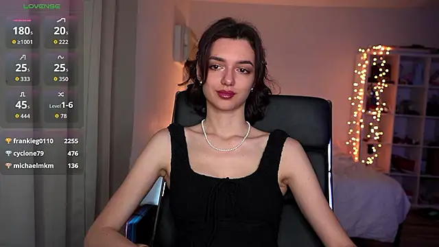 olivia jeas online show from February 9, 12:47 am