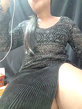 Snapshot of Roshni_98 chatting on December 2, 5:41 pm Roshni 98 online show from December 2, 5:41 pm