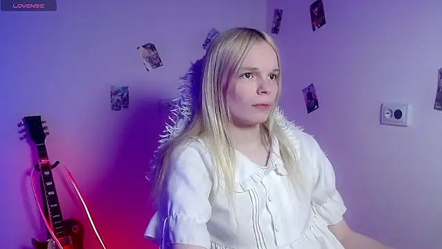 Emily Nyaffee online show from March 27, 1:44 pm