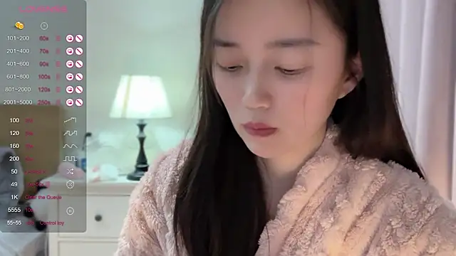 A-xena online show from February 2, 1:52 pm