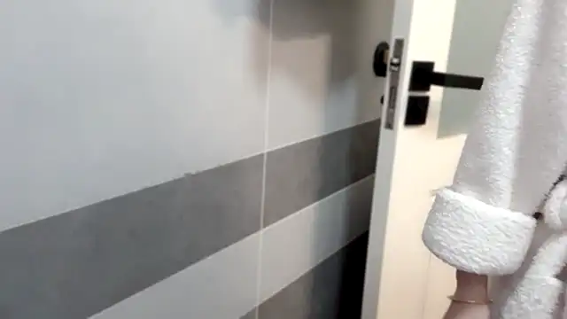 A-xena online show from March 8, 2:19 pm