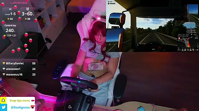 PetiteAngel666 online show from January 6, 9:19 am