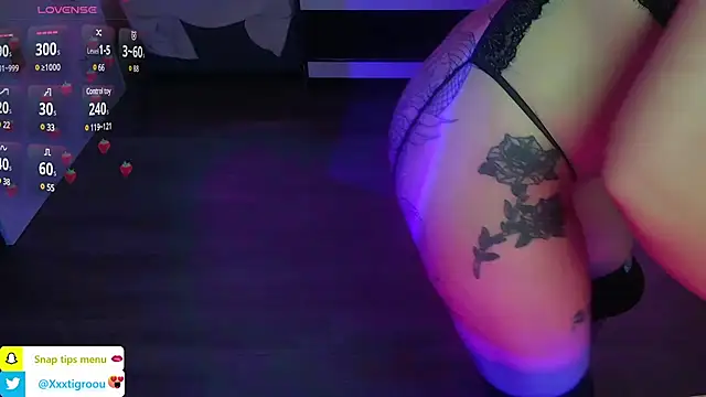 PetiteAngel666 online show from January 30, 12:50 am